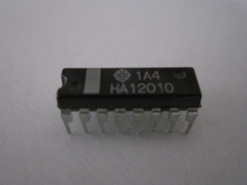 Pioneer SX-3800 SX-3700 Circuit Chip Fluorescent Display (16 Pin) HA12010