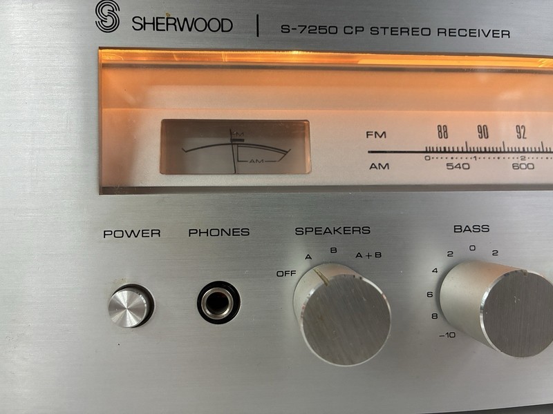 Sherwood S-7250 CP AM/FM Stereo Receiver, Made in Korea, Works gallery
