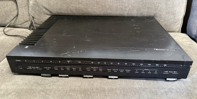 Vintage Nakamichi Receiver Model No. 730 – For Parts Or Repair – No Power