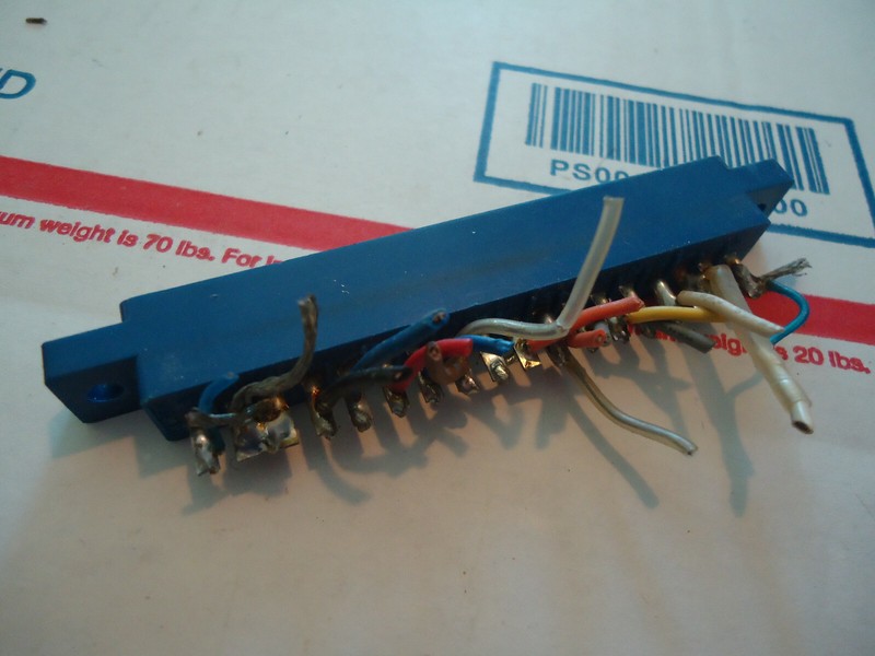 Sansui 1000X Stereo Receiver Parting Out Amp Board Plug in Receptacle