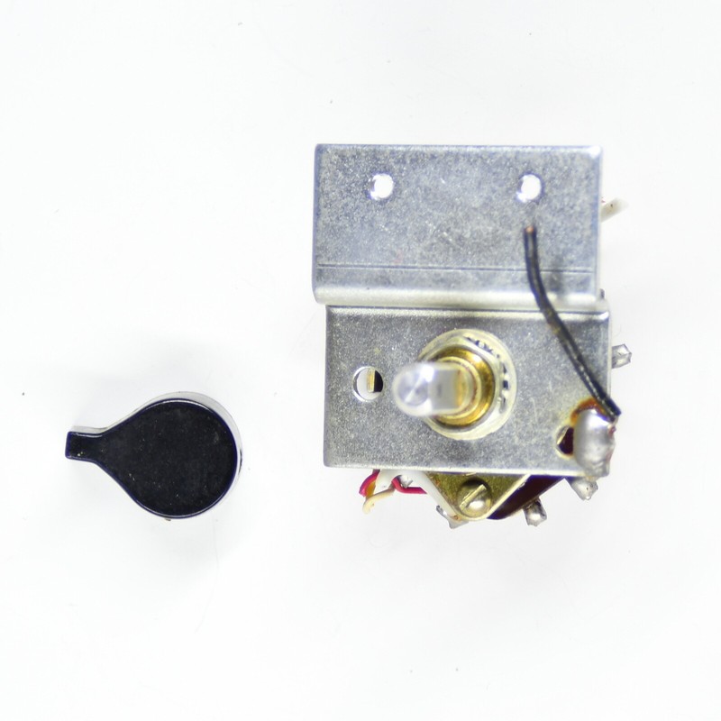 Vintage Kenwood KR-7070 Receiver Phono1 Sensitivity Switch w/ Knob 1971
