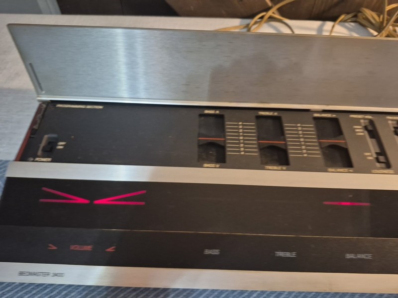 Bang & Olufsen Beomaster 2400 Amplifier Receiver T2902 + Remote & Cord*read* gallery