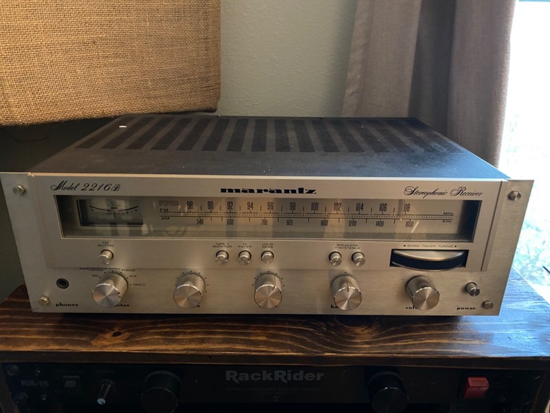 MARANTZ 2216B VINTAGE STEREO RECEIVER – WORKING