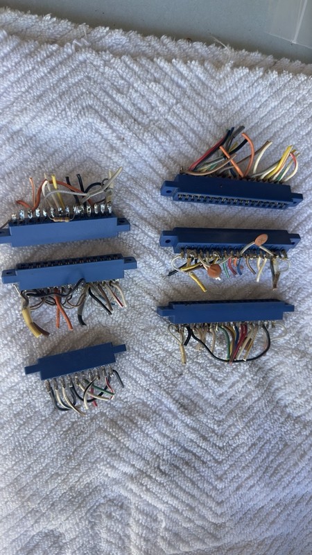 Sansui QRX 3500 Receiver Terminal Boards Socket Parting Out. gallery