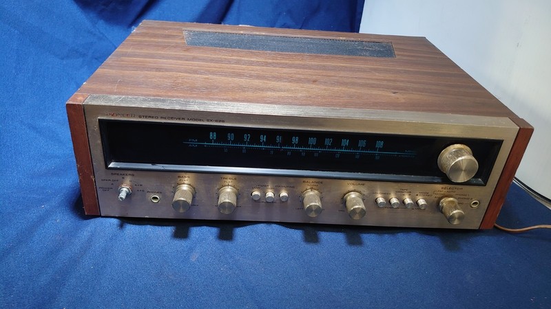 Pioneer SX-626 Vintage Stereo Receiver Amp