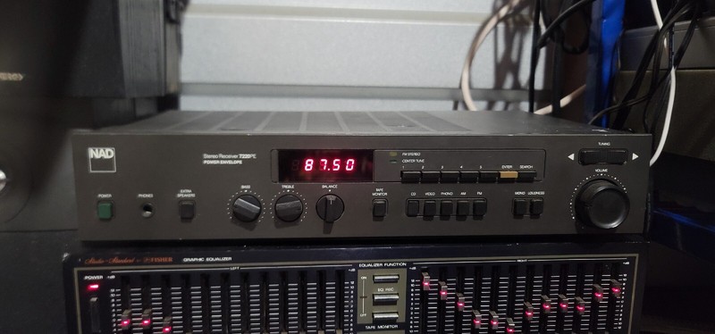 NAD 7220PE Power Envelope AM/FM Stereo Receiver