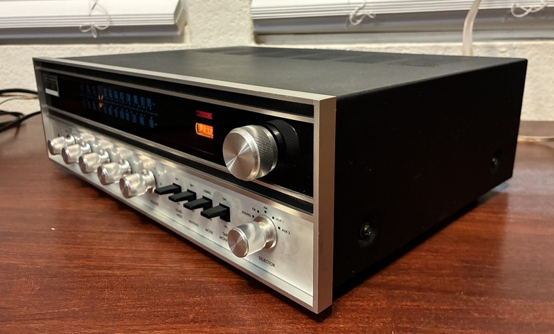 The Fisher 202 Futura Series Vintage AM-FM Stereo Receiver gallery