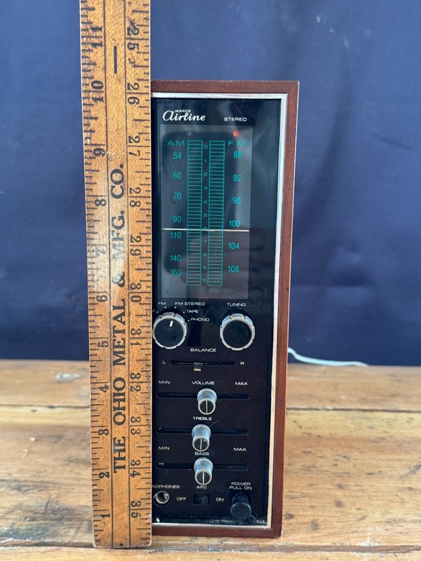 Vintage 1970's Wards Airline Solid State AM/FM Stereo Tuner Amplifier WORKS! gallery