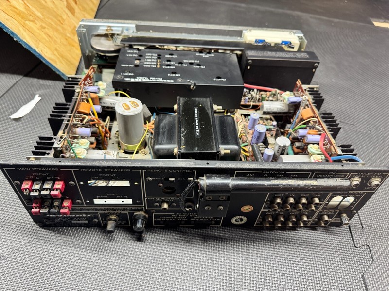 FULL PART OUT Marantz 4230 Stereo 2 & Quad 4 Stereo Receiver ~MSG FOR PARTS !~ gallery