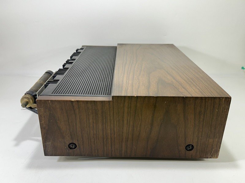 Vintage 1970's Fisher 401 ~ AM/FM Stereo Receiver ~ 45WPC into 8ohms ~ READ gallery