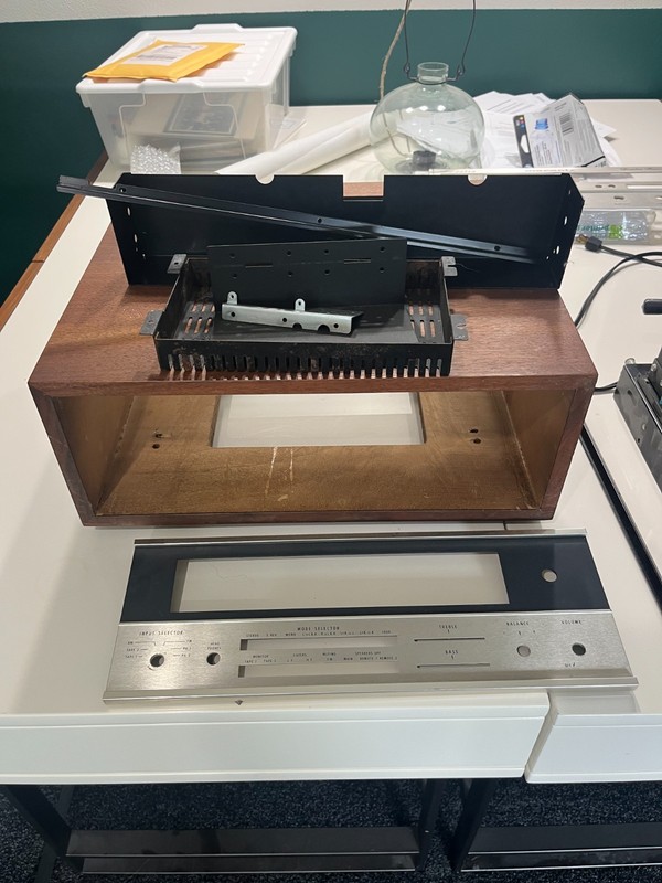 Mcintosh MAC 1900 Solid State Receiver gallery