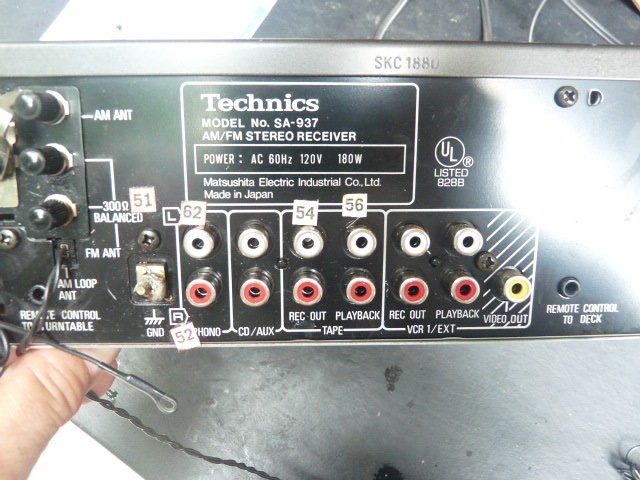 Vintage Technics Low Profile SA-937 Stereo Receiver Works Well Made in Japan gallery