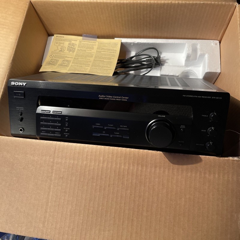 Vintage Sony Stereo FM/AM Stereo Receiver STR-DE135 New Open Box W/ Remote gallery