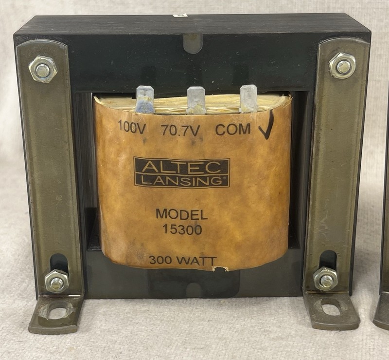 Pair of Vintage Altec Lansing 300-Watt Amplifiers Transformers Model #15300 gallery