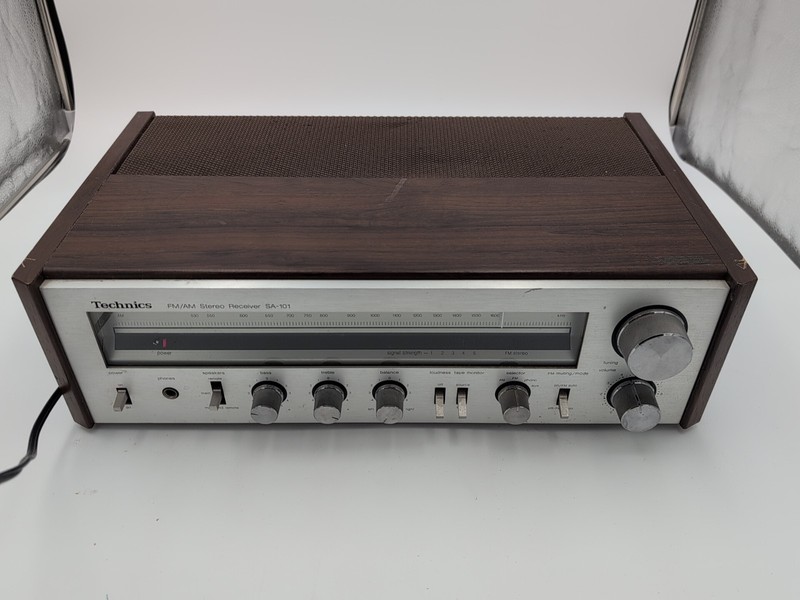Technics Stereo Receiver SA-101 Read Description