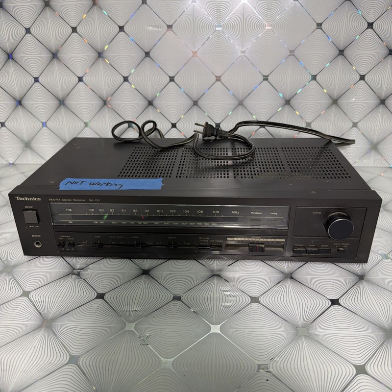 Technics SA-130 Vintage AM/FM Radio Stereo Receiver