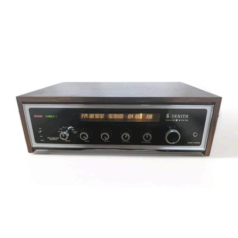 ZENITH Digilite Solid State AM/FM Real Wood Frame Two Plus Two Matrix Receiver