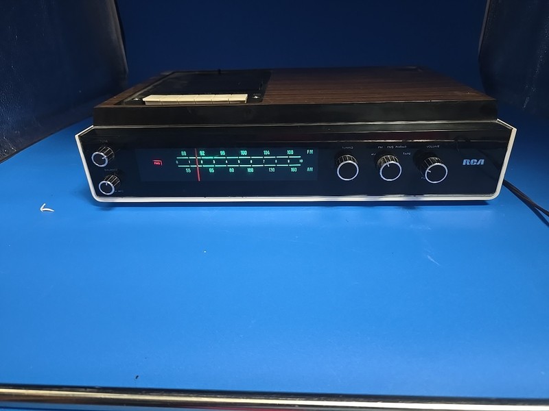 Vintage RCA RQ400 Tuner Amplifier for VSI460W Component System Tested Works