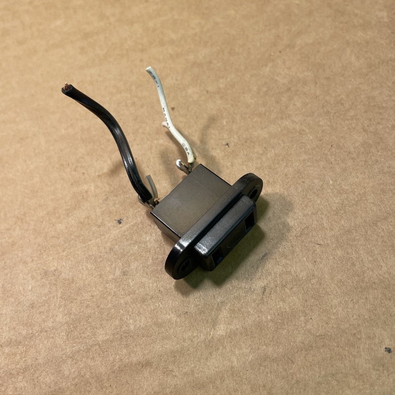 Sansui 5000x Receiver Genuine Parts - Unswitched Max 120 VA Port Jack gallery