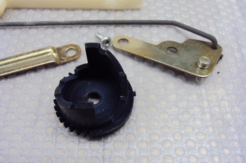 BSR C123.B1 Turntable Chassis Parts. Tested Parting Out C123.B.1 gallery