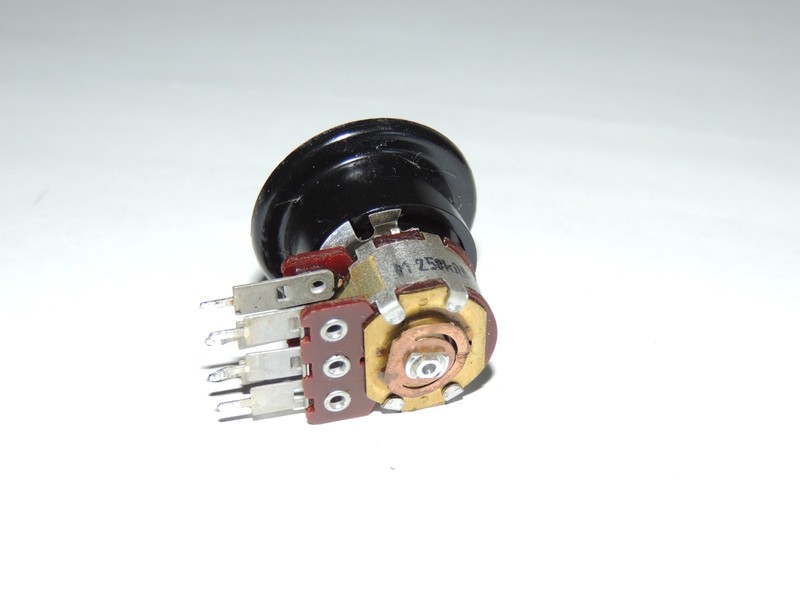 Technics SA-700 Balance Rotary Switch & Collar EWKK4A029252 & SGX65436543 gallery