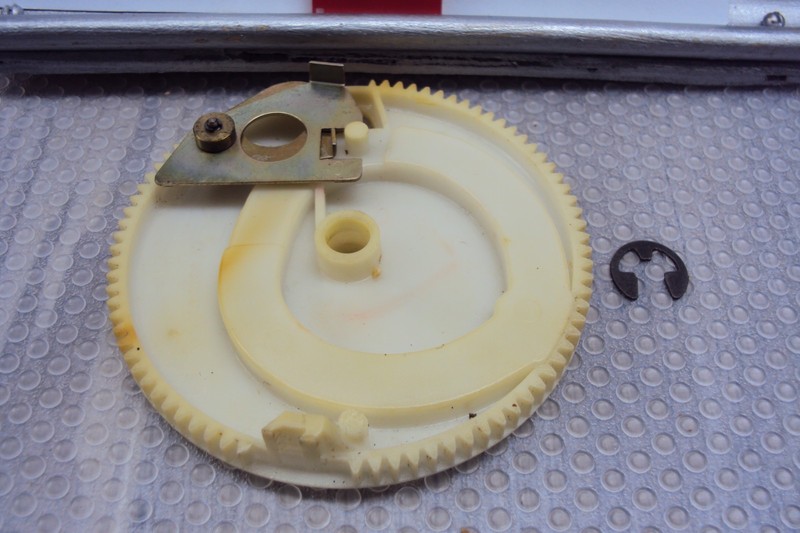 BSR McDonald Turntable Model 300 KAX Main Cam Gear. Tested Parting Out 300 KAX gallery
