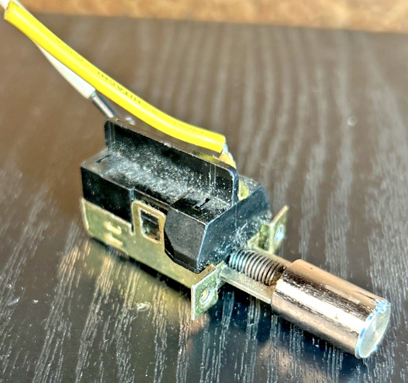 Tested Alps Power Snap Switch M-057 SDV1P-R AC125V 5A most likely Sony
