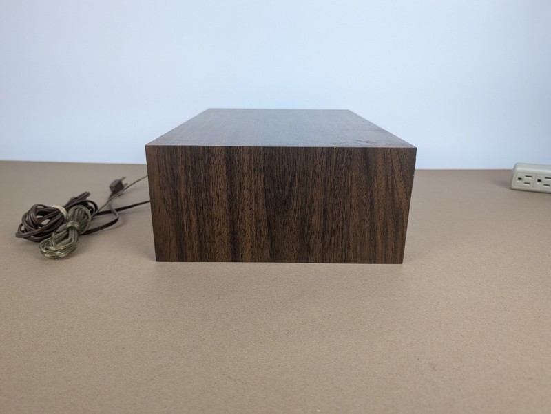 ZENITH Digilite Solid State AM/FM Real Wood Frame Two Plus Two Matrix Receiver gallery