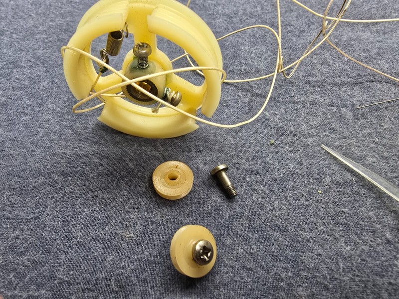 Sansui QR-4500 Receiver Part - Tuning Cord / Needle / Main Pulley Assembly gallery
