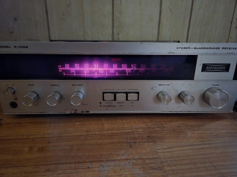 MARANTZ rare vintage stereo found case needs one side repaired