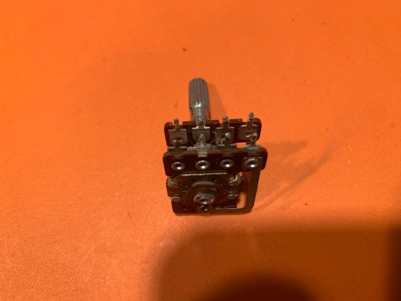 Yamaha CR-1040 Stereo Receiver Parting Out Treble Potentiometer gallery