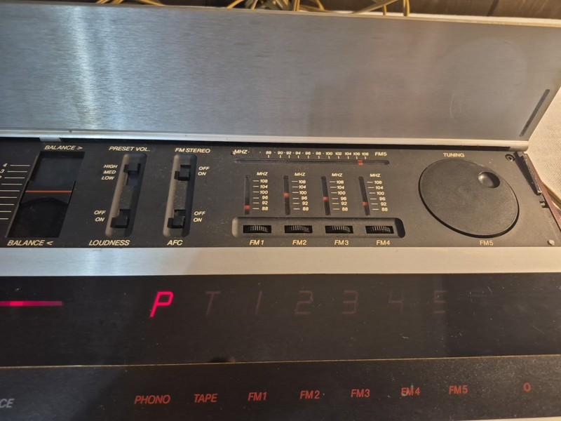 Bang & Olufsen Beomaster 2400 Amplifier Receiver T2902 + Remote & Cord*read* gallery