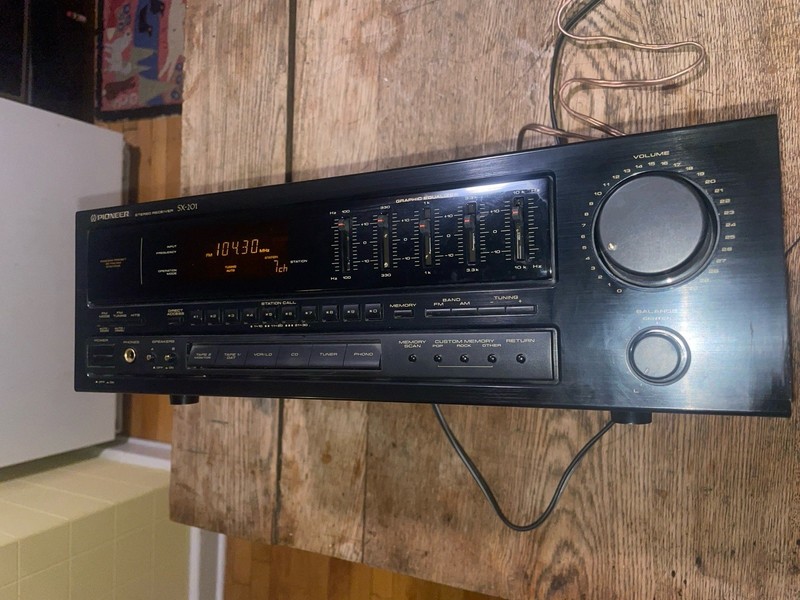 Vintage Pioneer SX-201 Stereo Receiver See Photos Excellent Condition