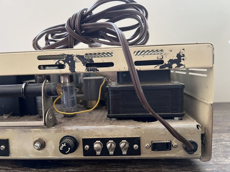 VINTAGE RARE KENWOOD KW-40 TUBE STEREO Tube RECEIVER POWERS ON UNTESTED gallery