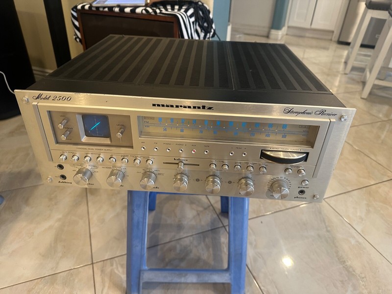 Marantz 2500 Vintage Stereophonic Receiver gallery