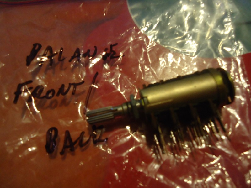 Sansui QRX-9001 Quad Receiver Balance Potentiometer ( Front-Back)