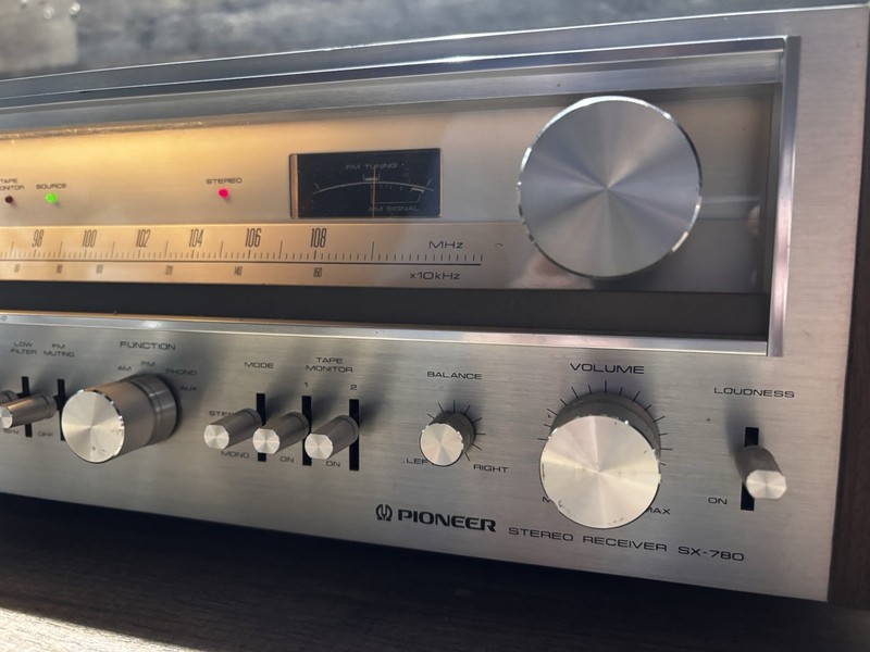 Vintage Pioneer SX-780 AM/FM Stereo Receiver Silver Face gallery