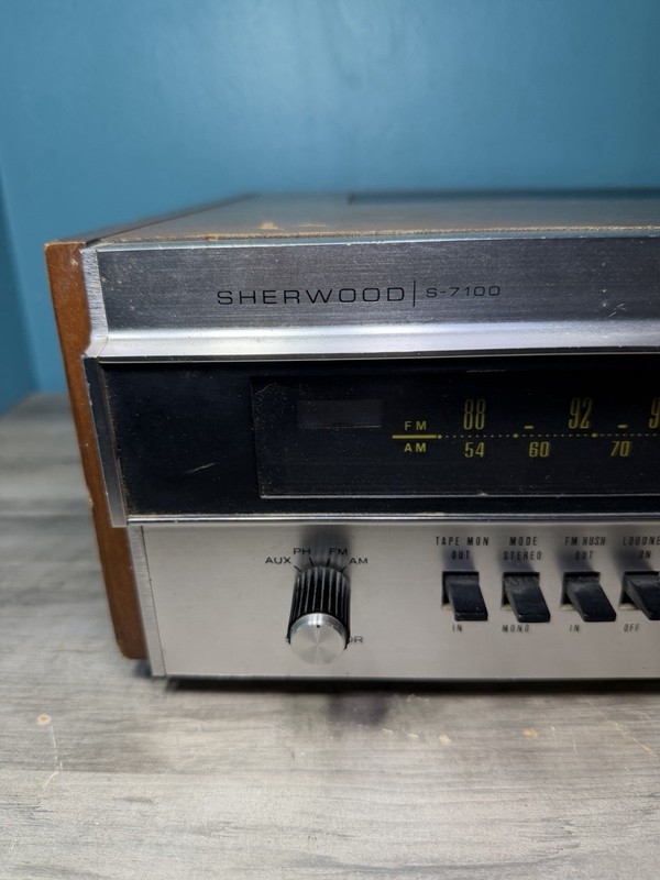 Vintage 1970s Sherwood S-7100A AM/FM Stereo Receiver (Tested) gallery