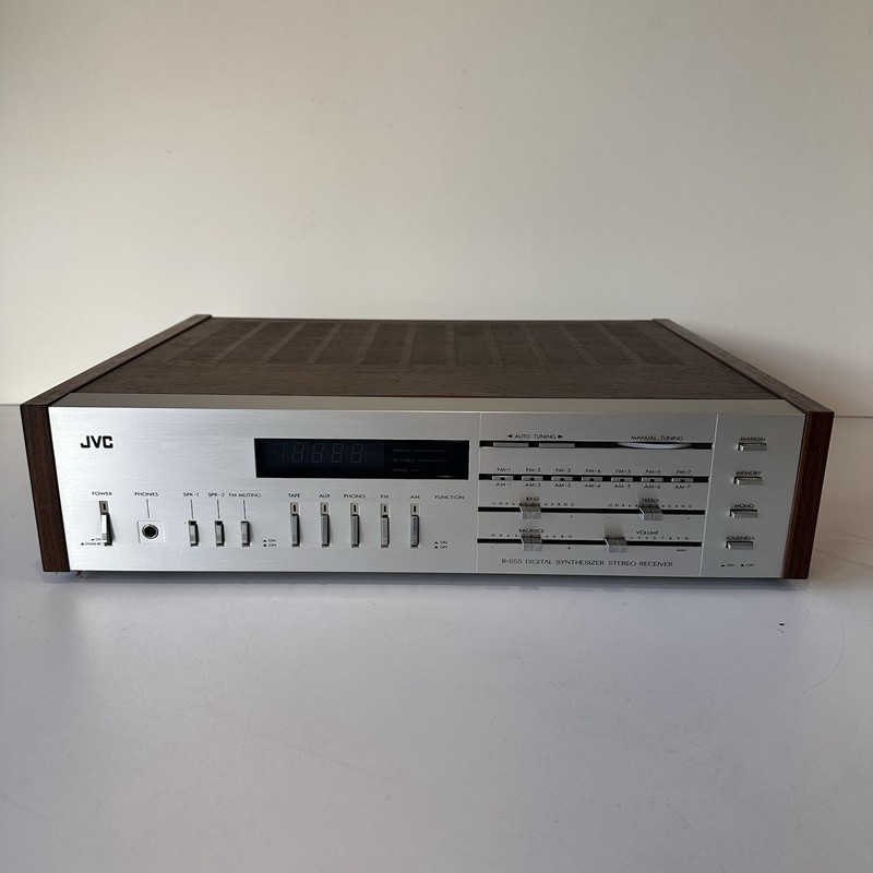 Vintage JVC R-S55 Digital Synthesizer Stereo Receiver