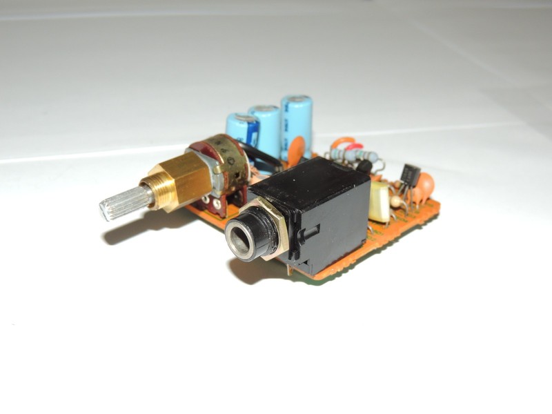 Sansui G-5700 Mic Amp Circuit Board Assembly F2916 – 7610471