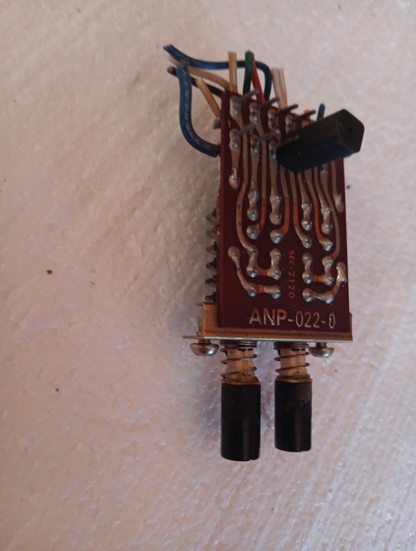 Pioneer QX-8000 Speaker Switches gallery