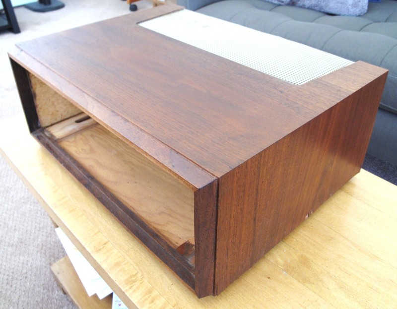 FISHER 500 oiled-walnut WOOD CASE CABINET