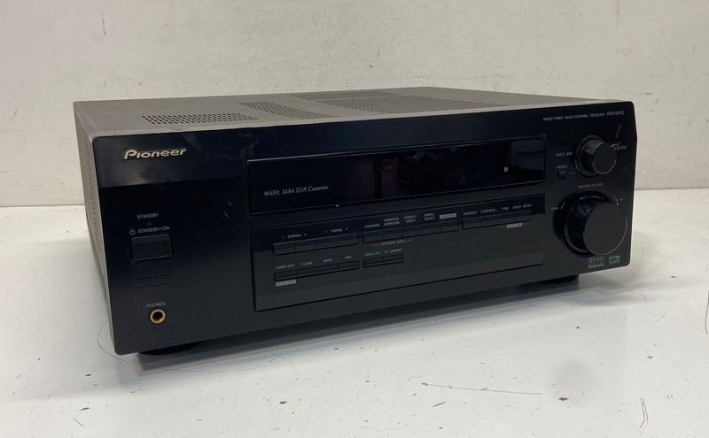 Vintage Pioneer VSX-D412-K Multi-Channel AV Receiver Dolby Digital DTS As-Is