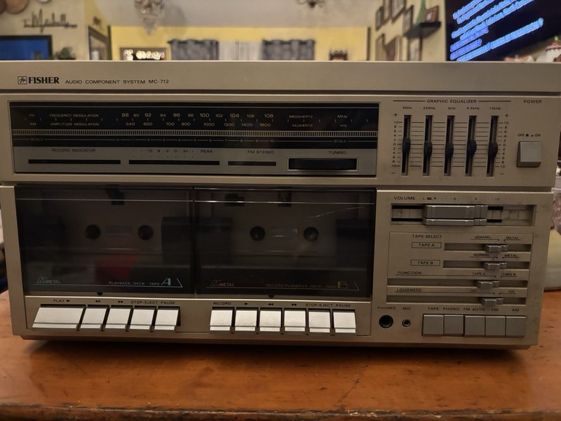 Vintage Fisher MC-712 Stereo Receiver