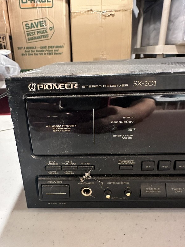 Pioneer Stereo Receiver & Graphic Equalizer, Model SX-201 - 190W ; 240VA gallery