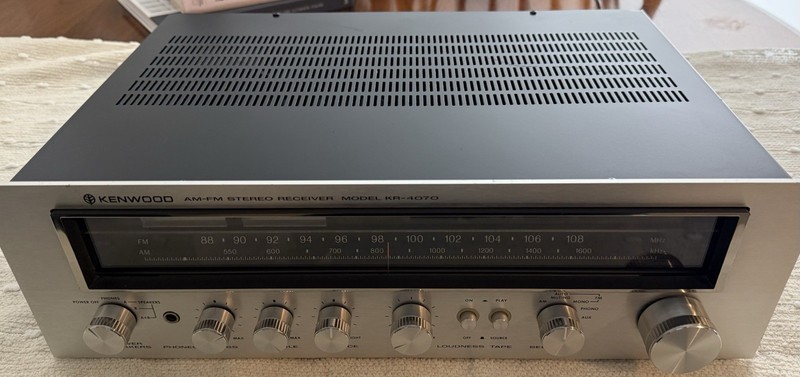 Vintage Kenwood KR-4070 Stereo Receiver FULL BLUE White LED UPGRADE. VERY NICE gallery