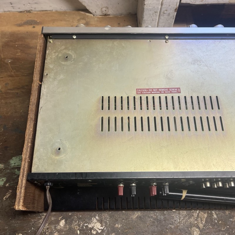 Vintage Kenwood KR-2600 AM/FM Stereo Receiver gallery