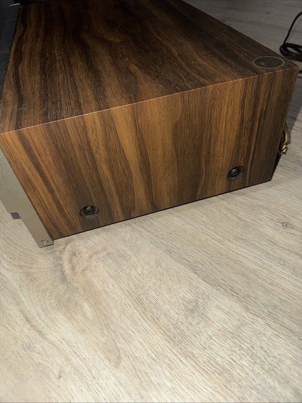 FISHER STUDIO STANDARD VINTAGE STEREO RECIEVER. RS-1022 gallery