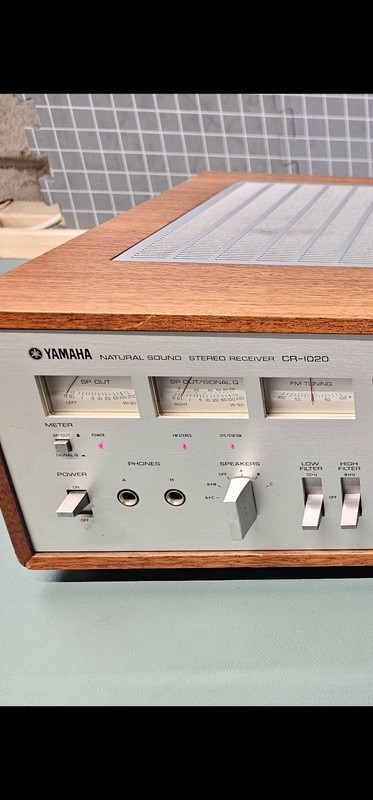 Yamaha CR-1020 Vintage AM/FM Natural Sound Stereo Receiver gallery