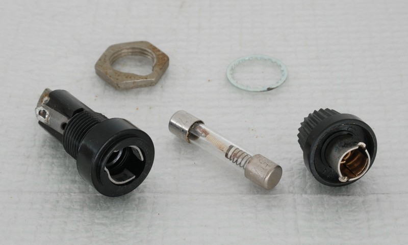 HH Scott HSS-20 Receiver Part : Fuse Holder gallery